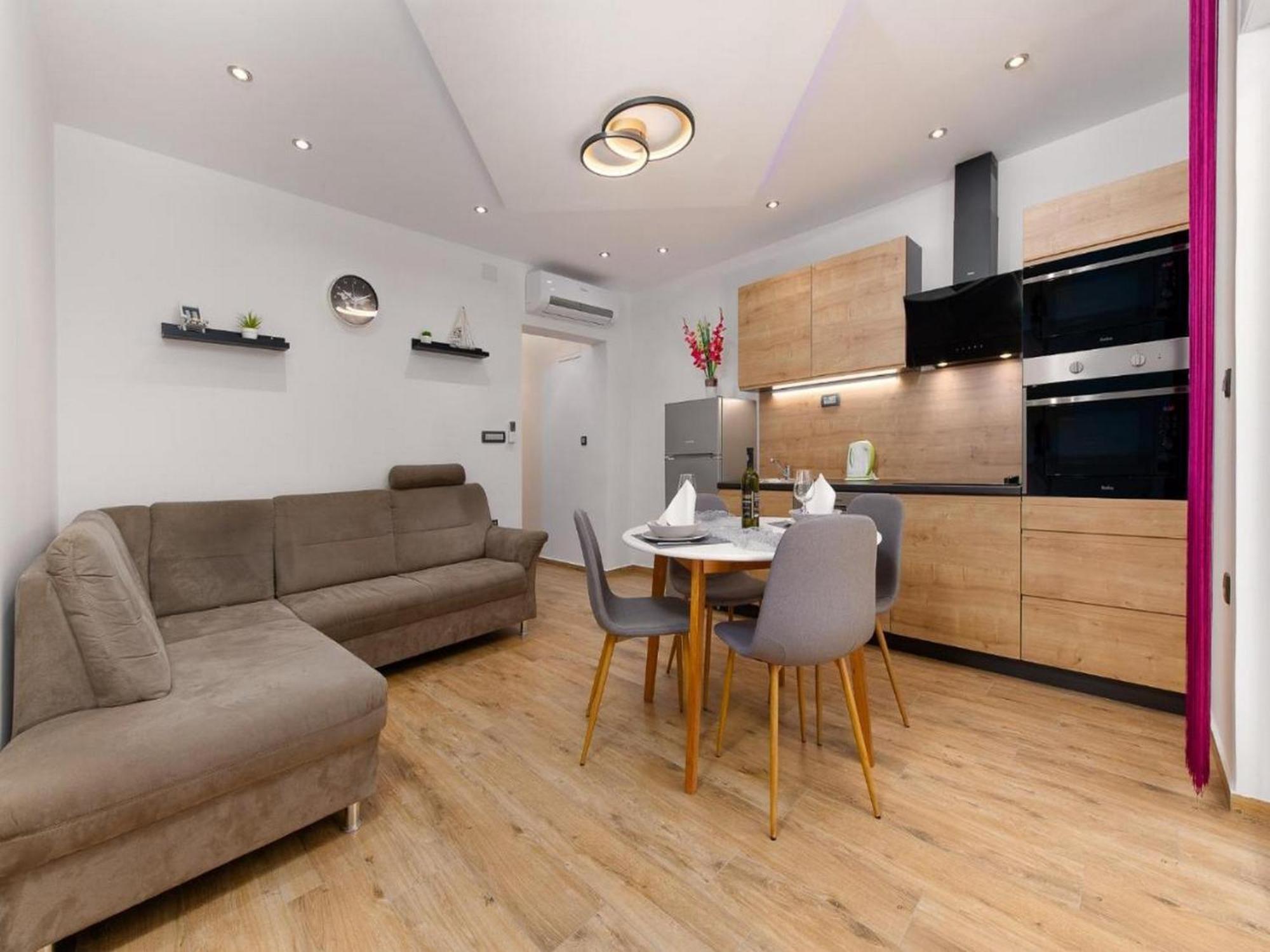 יאדראנובו Vega Lux Apartment חדר תמונה